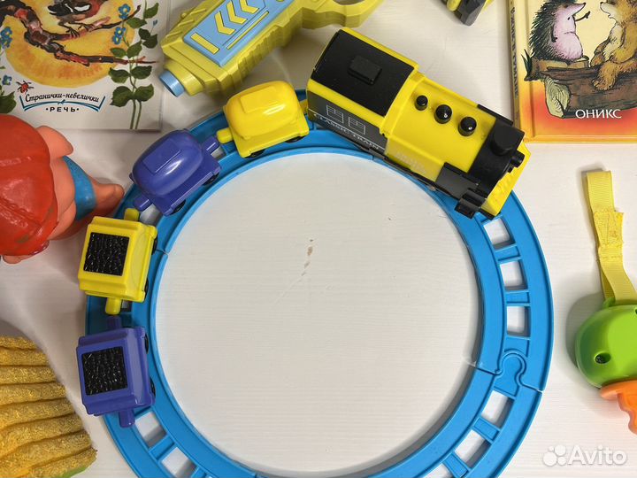 Развивающие игрушки пакетом