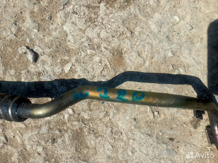 Трубка Гура Mercedes benz w220