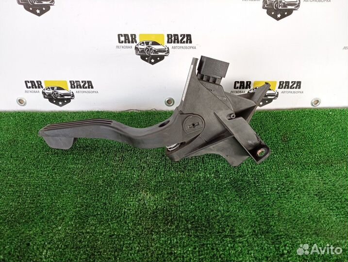 Педаль акселератора (газа) Ford Mondeo