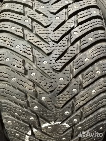 Nokian Tyres Hakkapeliitta 8 235/45 R18