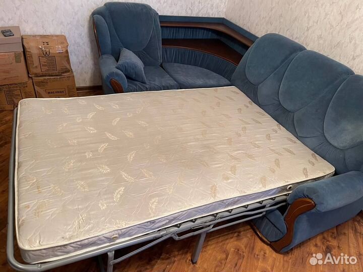 Угловой диван