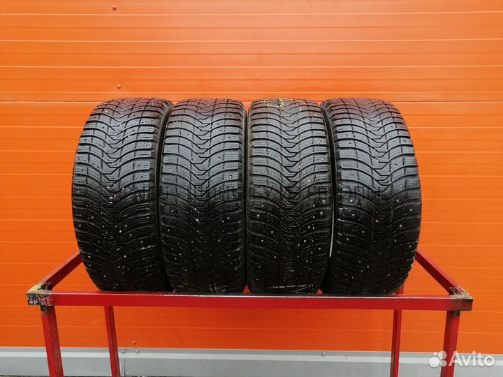 Michelin X-Ice North 3 215/55 R16 109D