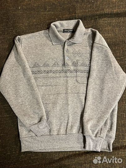 Кофта с воротником