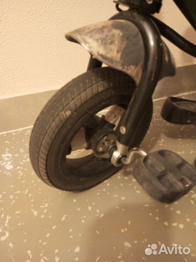 Детский трехколесный велосипед коляска