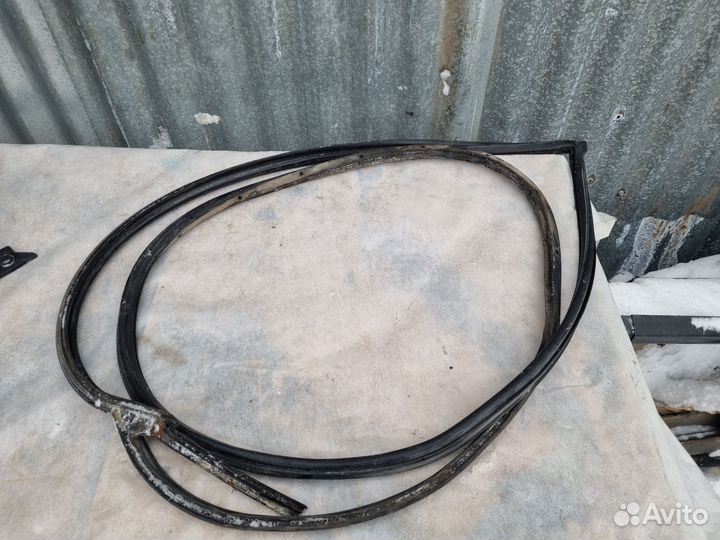 Уплотнительная резинка на дверь SsangYong Kyron