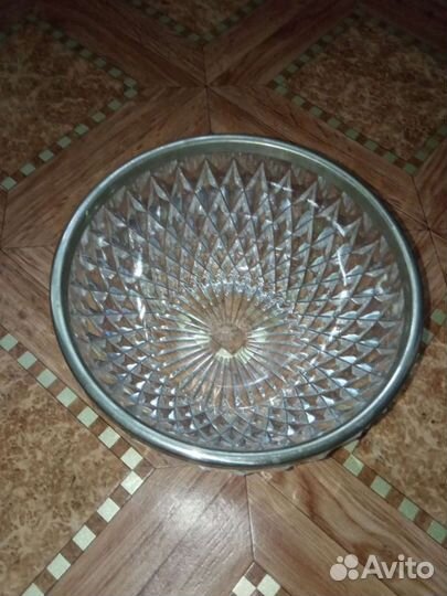 Вазы, чашки