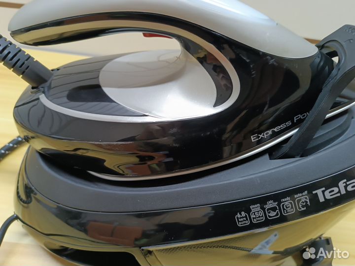 Парогенератор tefal SV8062E0