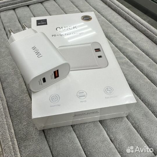 Блок питания Быстрая зарядка WiWu 20W Type-C