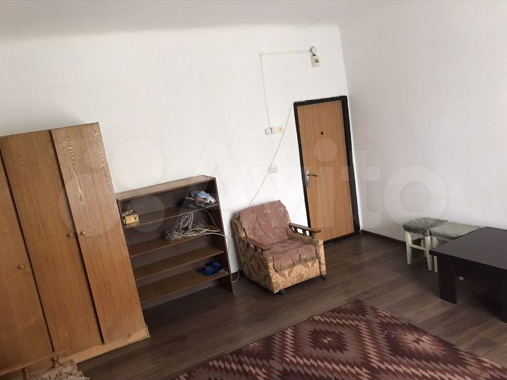 Комната 23 м² в 2-к., 2/4 эт.