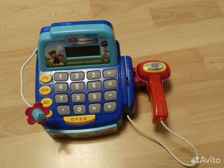 Игрушечная касса