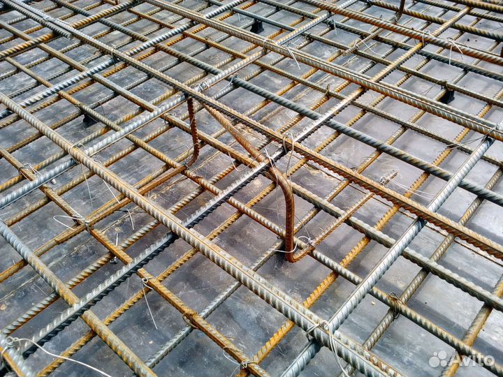 Лягушки из арматуры