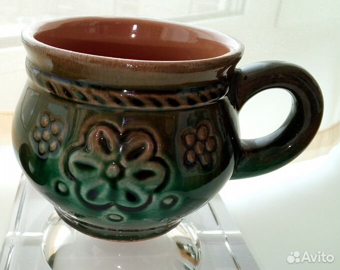 Две кружки из обливной керамики