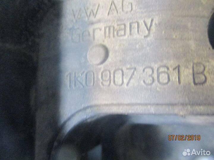 Блок предохранителей Volkswagen Passat B6 3C2 cgya