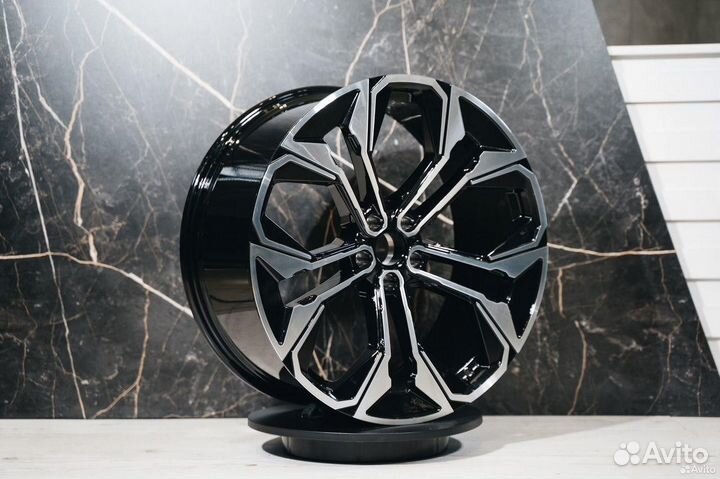 Кованные диски R22 Audi SQ2