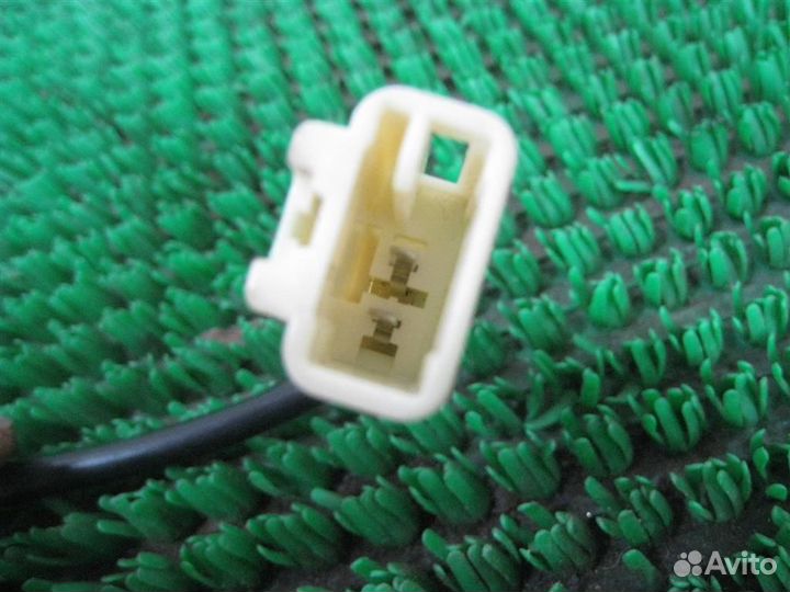 Замок ремня безопасности передний левый Subaru Le