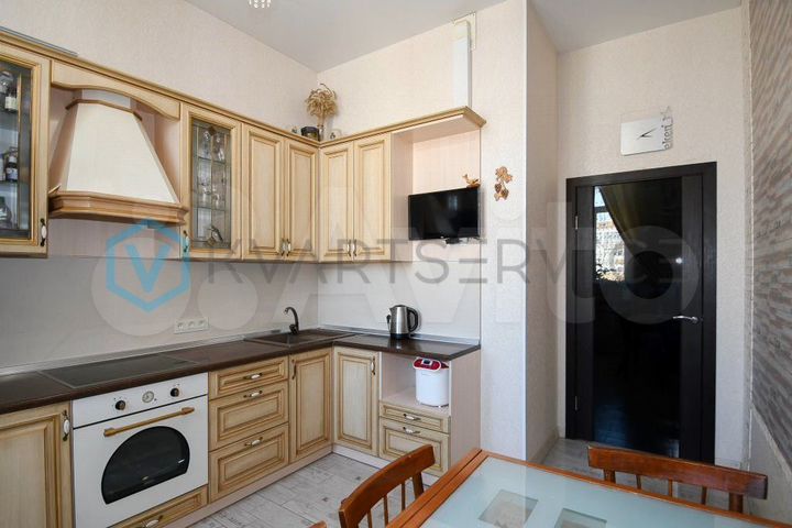 3-к. квартира, 84 м², 9/10 эт.