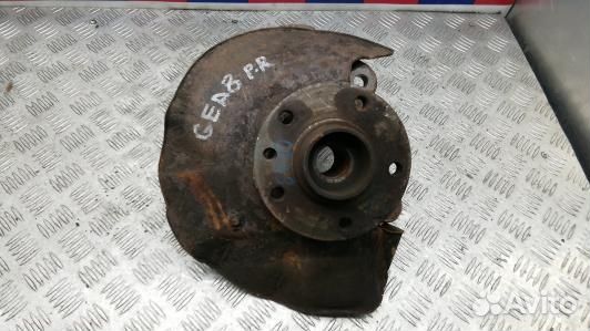 Ступица передняя правая volkswagen transporter T5
