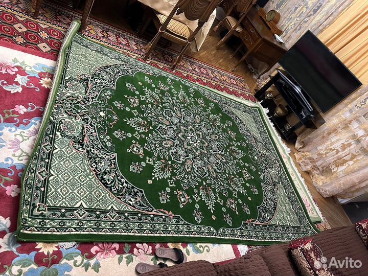 Ковер шерстяной 2 на 3 новый молдавский. Ц 15 т
