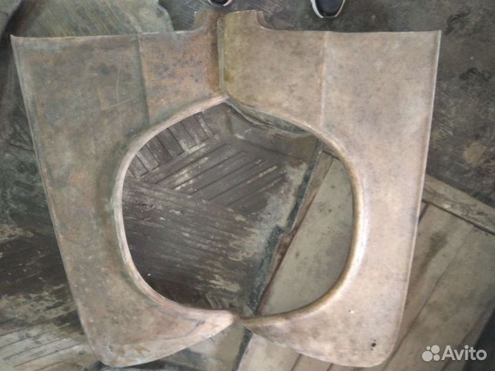 Крылья пластиковые на ваз 2101. 2102 и тд