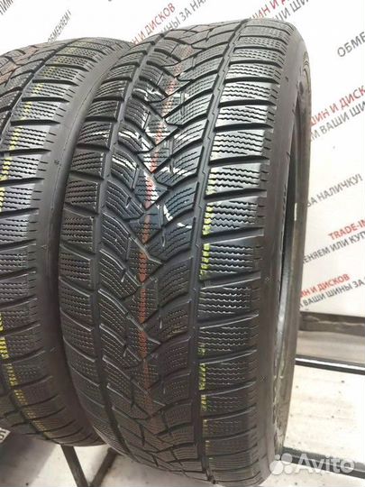 Dunlop Winter Sport 5 SUV 235/55 R19 105V