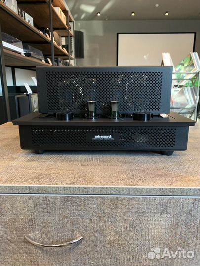 Интегральный усилитель Audio Research I/50