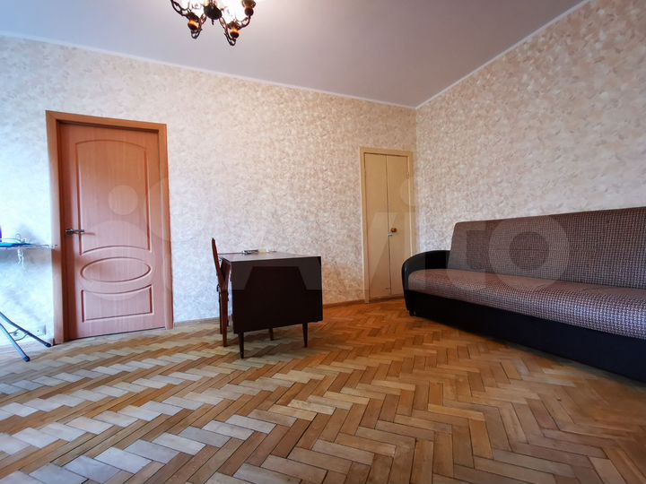 2-к. квартира, 49 м², 3/5 эт.