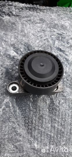 Поло ролик натяжной