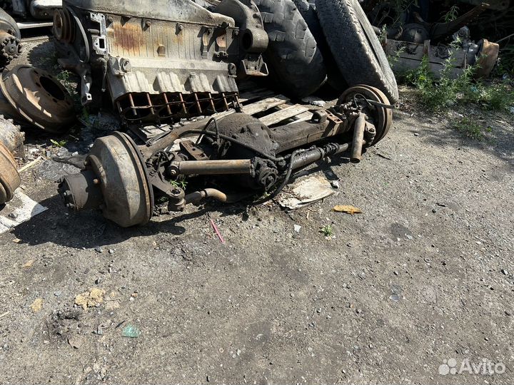 Продам передние мост Газ 66