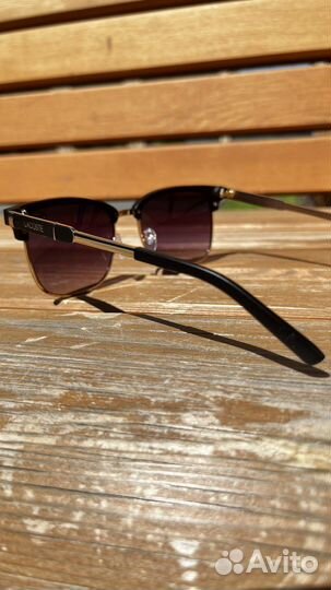 Солнцезащитные очки lacoste