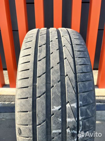 Hankook Ventus S1 Evo 2 K117 245/45 R19