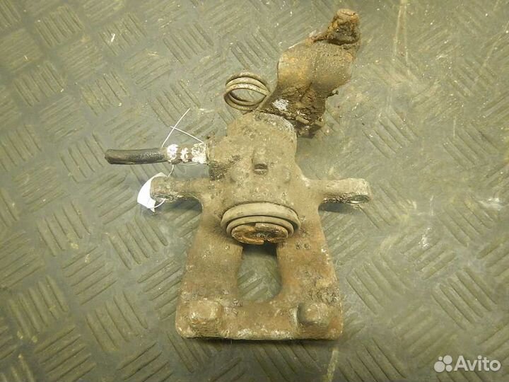 Суппорт задний правый Alfa Romeo 159 2006