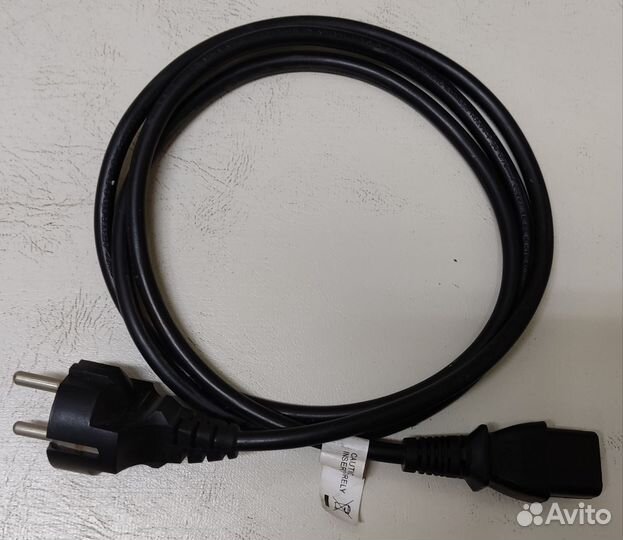 Сетевой кабель