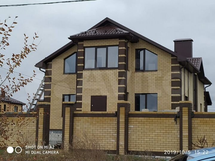 Дом 295 м² на участке 12 сот.