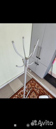 Вешалка напольная