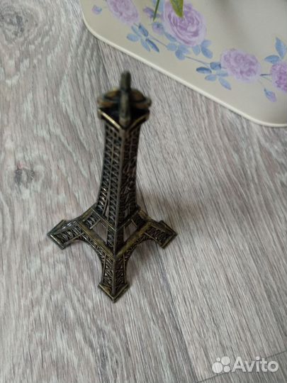 Статуэтка
