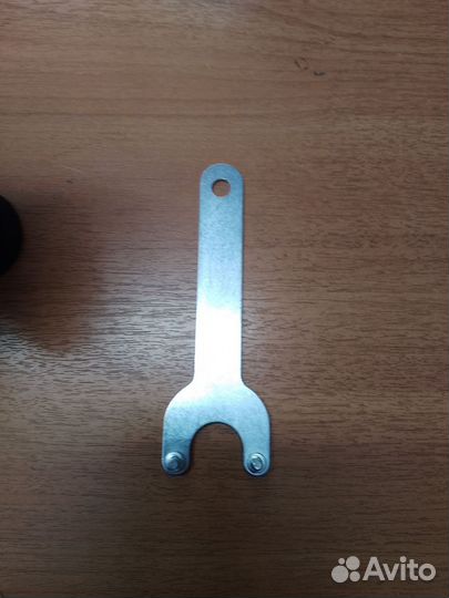 Шлифмашинка makita