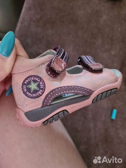 Сандали protetika