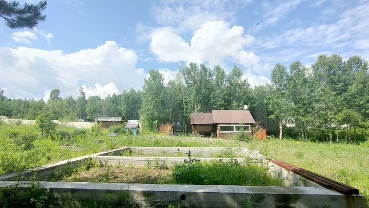 Дом 21 м² на участке 20 сот.