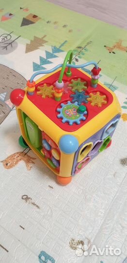 Развивающий кубик Жирафики