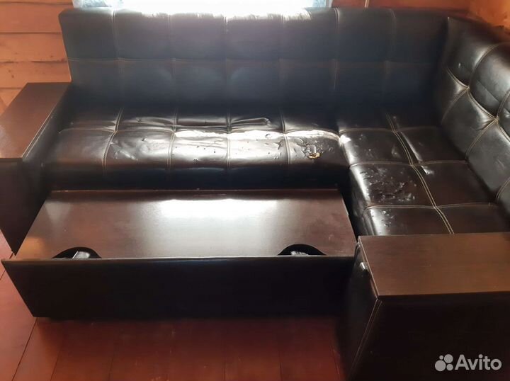 Угловой диван