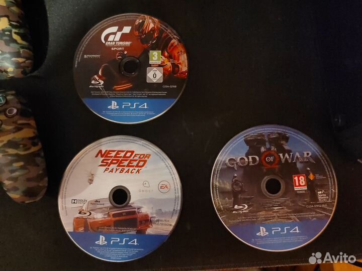 Sony playstation 4 slim