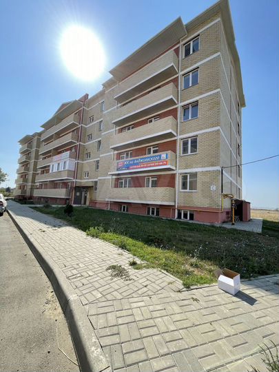 2-к. квартира, 65 м², 1/5 эт.