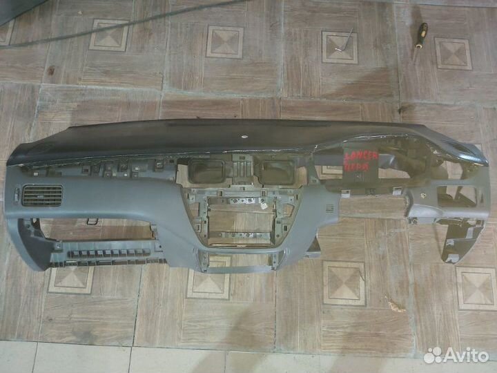 Торпедо Mitsubishi Lancer Cedia CS2A