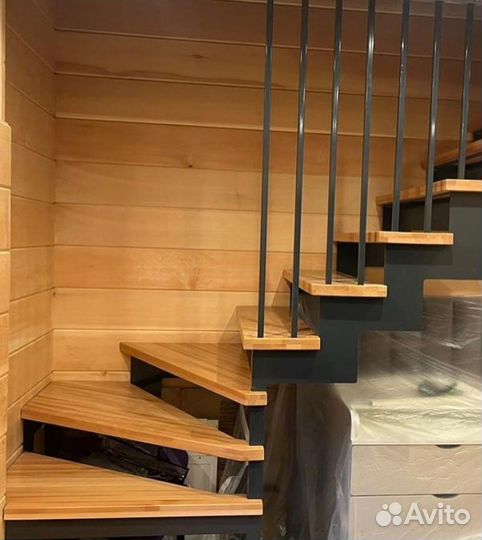 Лестница на металлокаркасе. Изготовление/Монтаж