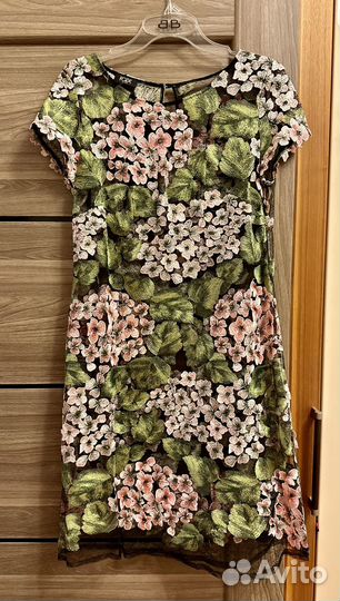 Нарядное платье