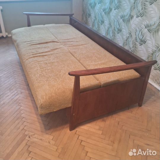 Диван СССР винтаж под реставрацию