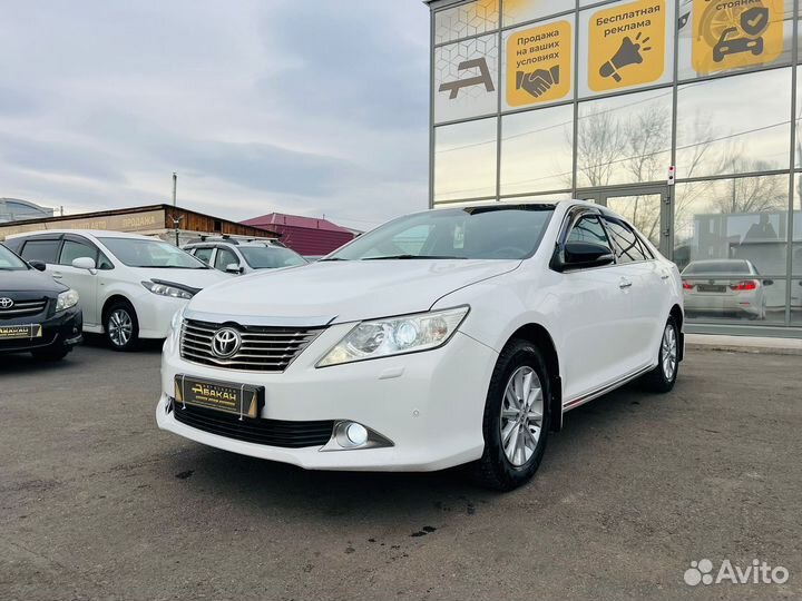 Toyota Camry 2.5 AT, 2011, 186 100 км