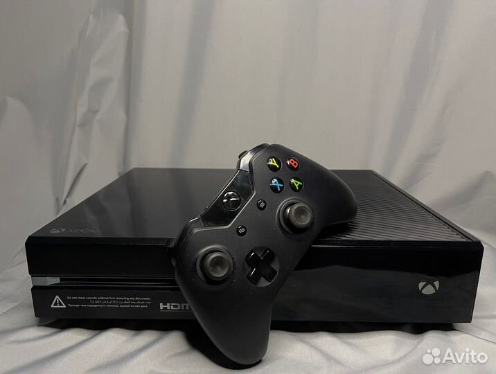 Xbox One + 400 Игр