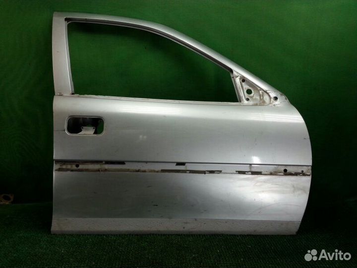 Дверь передняя правая Opel Vectra B