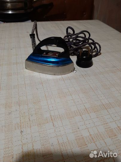 Утюг СССР дорожный маленький